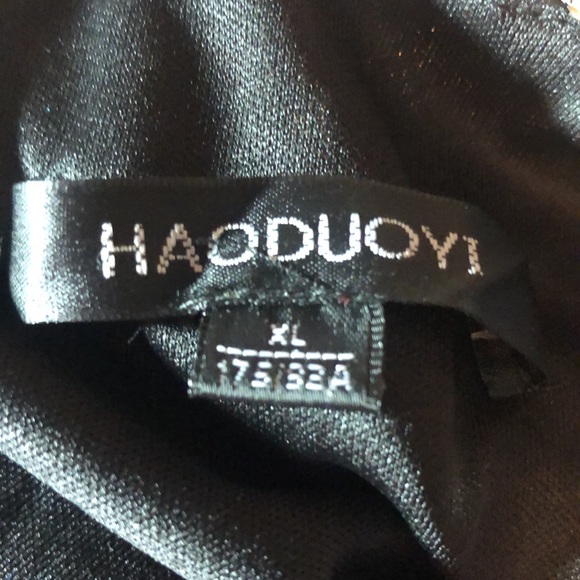 Beautiful Gold Sequin Women’s Designer Blouse - Picture 16 of 17